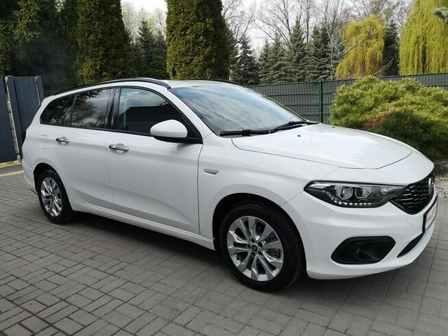 Fiat Tipo 1.6 Multijet 120KM Klimatr Navi Kamera Alu LedyTempomat Gwarancja