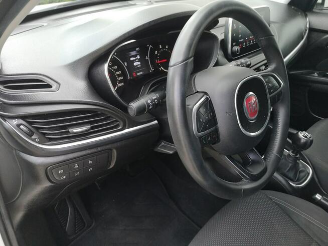 Fiat Tipo 1.6 Multijet 120KM Klimatr Navi Kamera Alu LedyTempomat Gwarancja