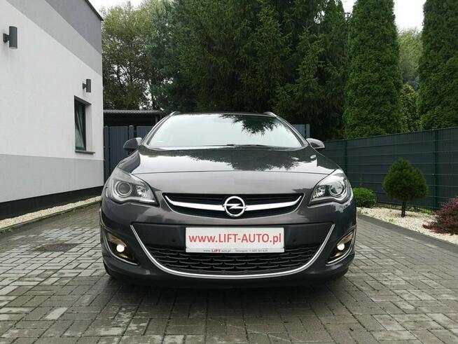 Opel Astra 1.4 16v 140KM Klimatronik Tempomat LIFT NAVI Xenon Ledy ALU Gwarancja