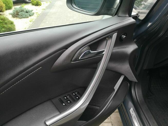 Opel Astra 1.4 16v 140KM Klimatronik Tempomat LIFT NAVI Xenon Ledy ALU Gwarancja