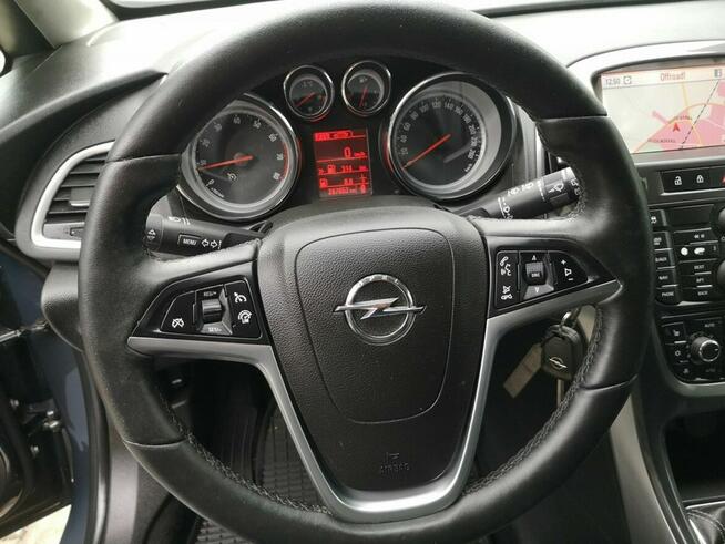 Opel Astra 1.4 16v 140KM Klimatronik Tempomat LIFT NAVI Xenon Ledy ALU Gwarancja