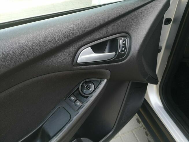 Ford Focus 1.5 TDCI 120KM Klima Tempomat Halogeny Serwis Led Kamera Salon Polska