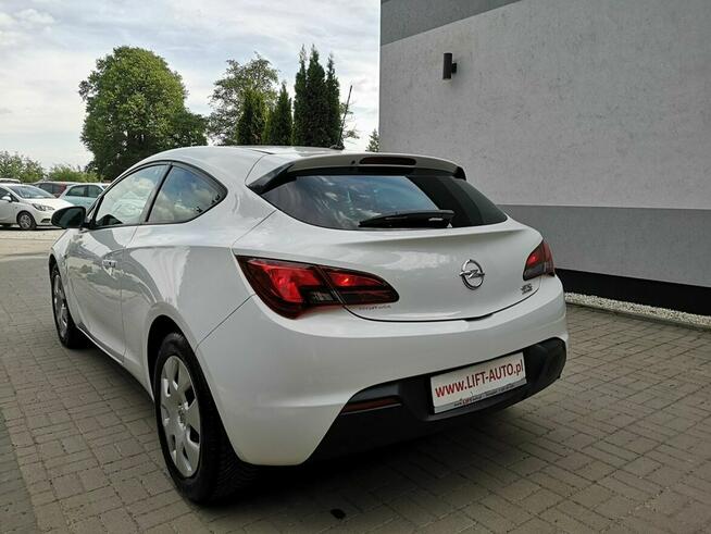 Opel Astra 14 16V 120 KM GTC Klima Parktronic Tempomat Serwis Gwarancja