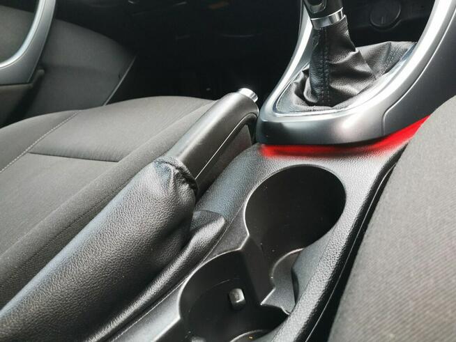 Opel Astra 14 16V 120 KM GTC Klima Parktronic Tempomat Serwis Gwarancja