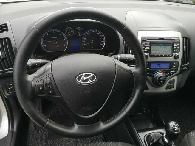 Hyundai i30 1.6CRDI 90KM Klimatronic Kamera Alu 15" Isofix Serwis