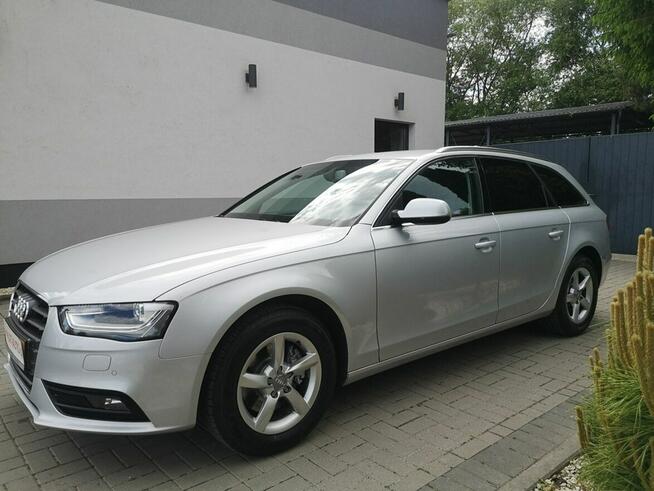 Audi A4 2.0TDI 143KM Klimatronic Tempomat Nawi Alu Led Serwis Gwarancja