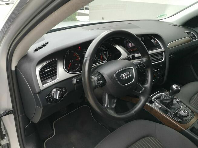Audi A4 2.0TDI 143KM Klimatronic Tempomat Nawi Alu Led Serwis Gwarancja