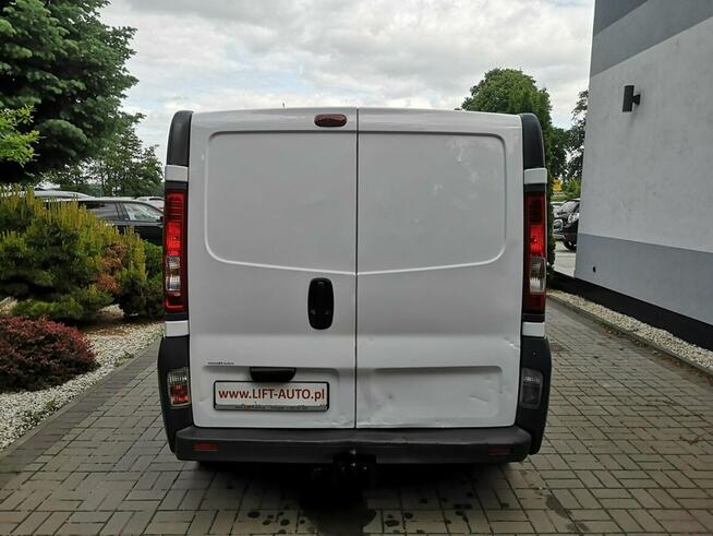 Opel Vivaro 2.0 CDTI 115 KM Klima Hak Tyłne drzwi Skrzydełkowe Gwarancja