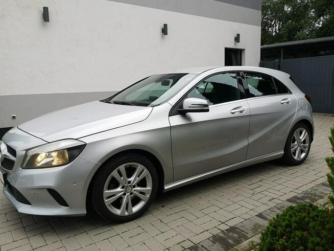 Mercedes A 180 1,6 16v 122KM Klimatronik Navigacja Alu Skóra Gwarancja