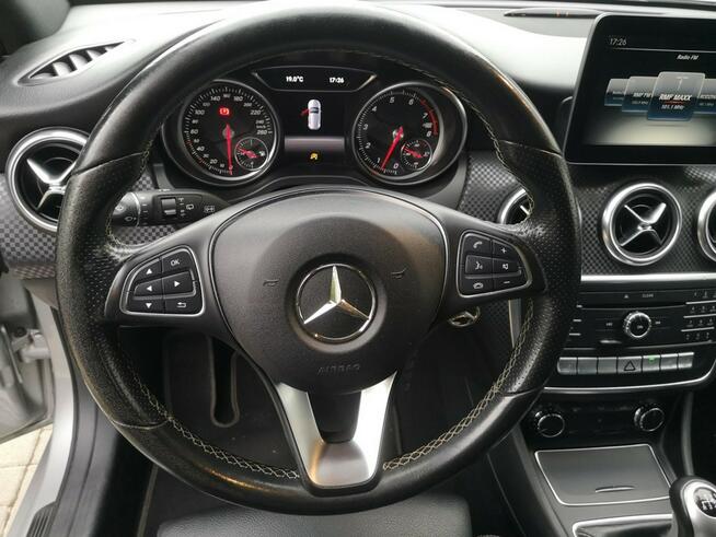 Mercedes A 180 1,6 16v 122KM Klimatronik Navigacja Alu Skóra Gwarancja