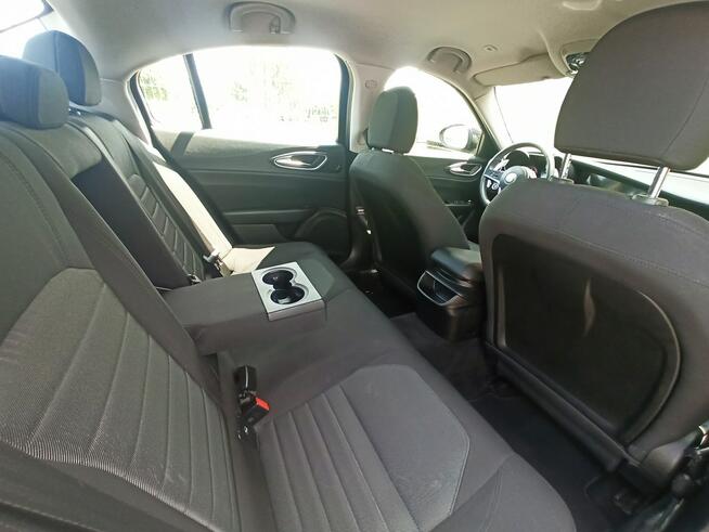 Alfa Romeo Giulia Salon Pl, Serwis, Faktura VAT23%