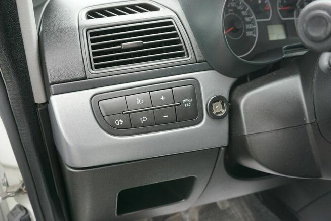 Fiat Punto zarejestrowany, ubezpieczony, salon polski