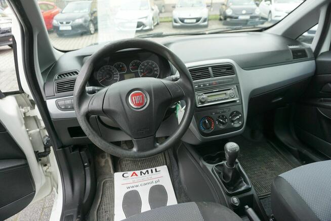 Fiat Punto zarejestrowany, ubezpieczony, salon polski