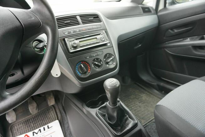 Fiat Punto zarejestrowany, ubezpieczony, salon polski