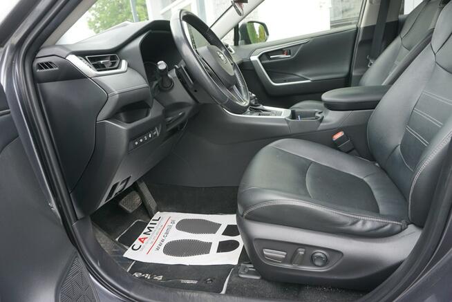 Toyota RAV-4 polski salon, faktura VAT, bogate wyposażenie