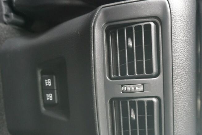 Toyota RAV-4 polski salon, faktura VAT, bogate wyposażenie