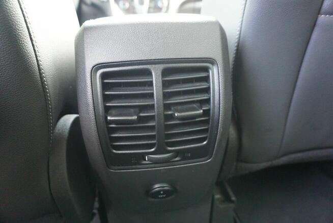 Ford Kuga 2.0 180KM 4X4 AWD, automat, bogate wyposażenie, rok gwarancji,