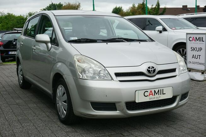 Toyota Corolla Verso polski, salon