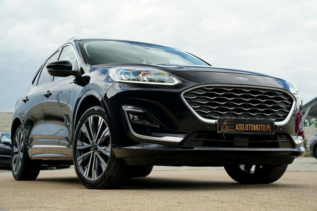 Ford Kuga VIGNALE skóra Nawi FUL LED el.klapa ACC 4x4 B&Q grzane fotele i kanapa