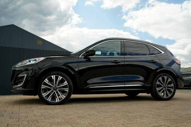 Ford Kuga VIGNALE skóra Nawi FUL LED el.klapa ACC 4x4 B&Q grzane fotele i kanapa