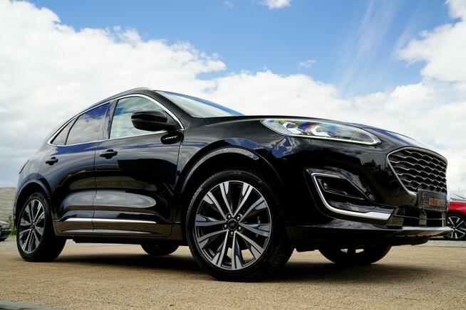 Ford Kuga VIGNALE skóra Nawi FUL LED el.klapa ACC 4x4 B&Q grzane fotele i kanapa