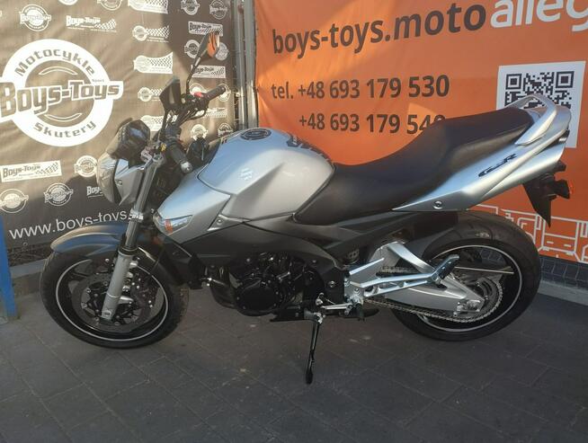 Suzuki GSR Suzuki GSR 600