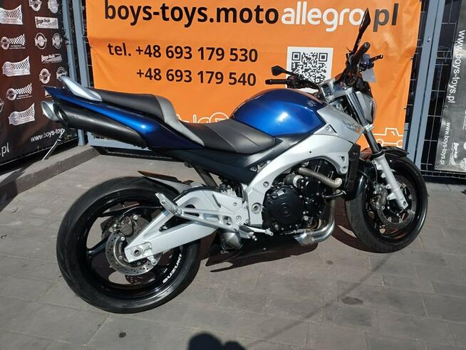 Suzuki GSR Suzuki GSR 600