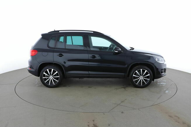 Volkswagen Tiguan 2013 niski przebieg, bardzo dobry stan te