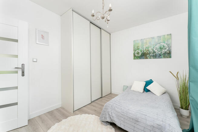 Dla rodziny 3 pokoje, ogród, miejsca postojowe