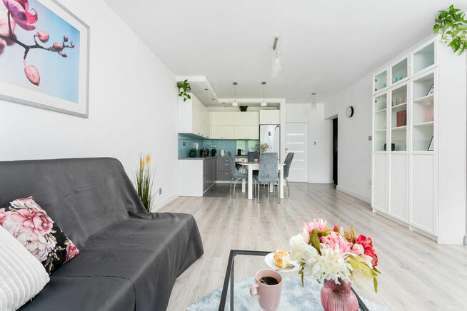 Dla rodziny 3 pokoje, ogród, miejsca postojowe