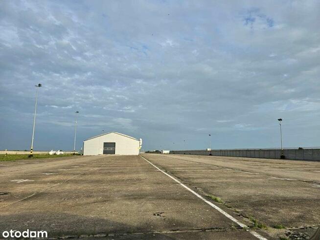 Wybetonowane ogrodzone działki przy A4 od 0,5 ha