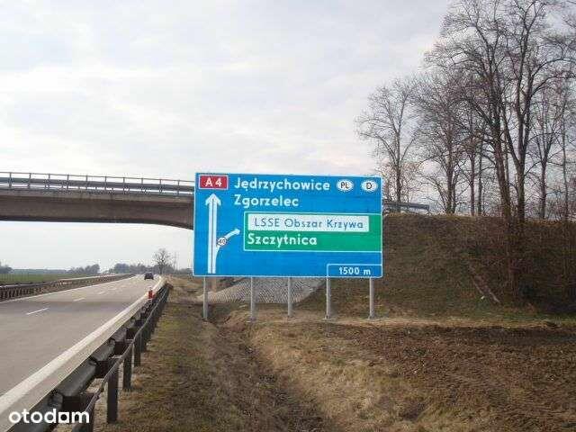 Wybetonowane ogrodzone działki przy A4 od 0,5 ha