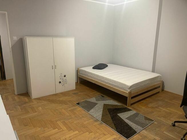 Duzy pokój do wynajęcia od zaraz!
