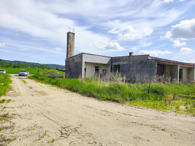 SUPER OKAZJA! Działka inwestycyjna z budynkiem — cena obniżo