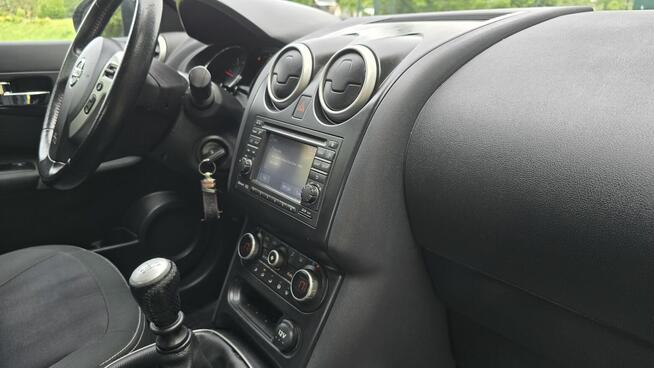 NISSAN QASHQAI 1,6D 131PS AWD 1-wł. Navi Kamera Led Alu17