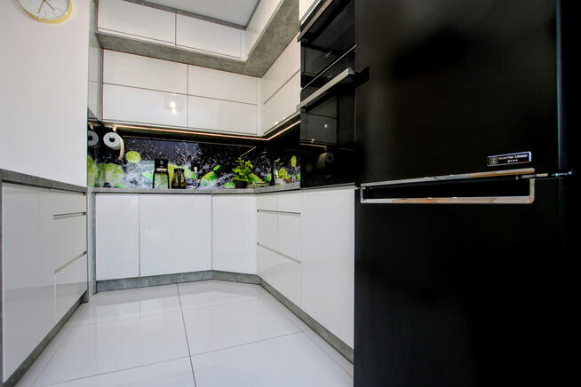 przytulne i zadbane, duże balkony, garaż podziemny