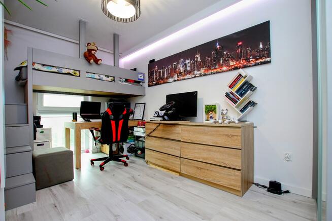 przytulne i zadbane, duże balkony, garaż podziemny