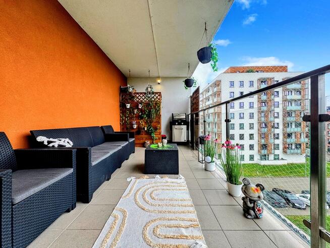 przytulne i zadbane, duże balkony, garaż podziemny