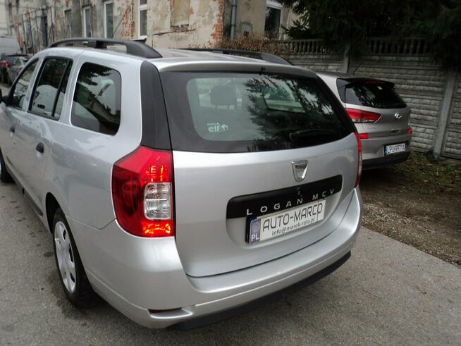 sprzedam ładnego LOGANA z 2015r 1,2 B+GAZ nowy z 23r