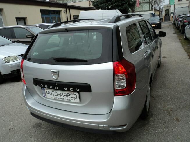 sprzedam ładnego LOGANA z 2015r 1,2 B+GAZ nowy z 23r