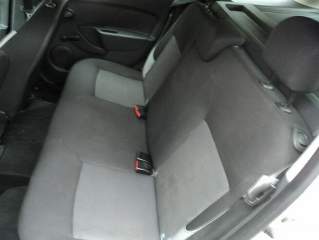 sprzedam ładnego LOGANA z 2015r 1,2 B+GAZ nowy z 23r