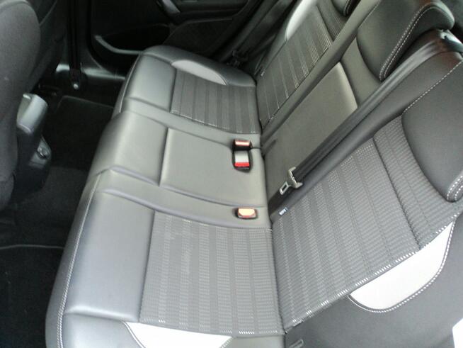 sprzedam Peugeota 2008