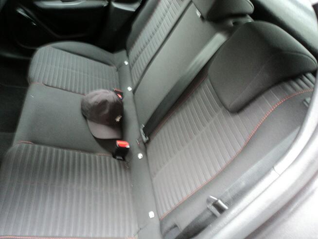 sprzedam peugeota 208 z 2022r