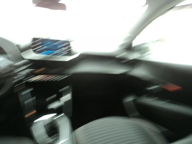 sprzedam peugeota 208 z 2022r