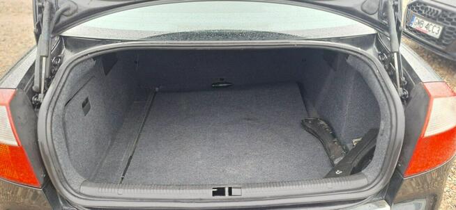 Audi A4 climatronic xsenon navi nowy razrzad super stan