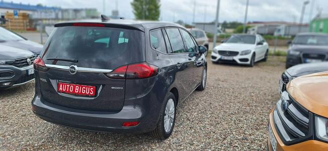 Opel Zafira Duża Navi 7 osobowa camera cofania mały przebieg