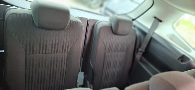 Opel Zafira Duża Navi 7 osobowa camera cofania mały przebieg