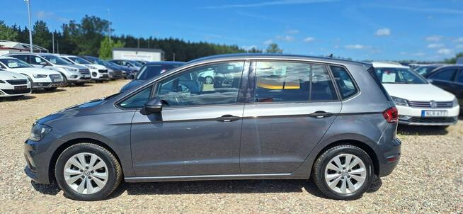 Volkswagen Golf Sportsvan automat CLimatronic mały przebieg duza navi