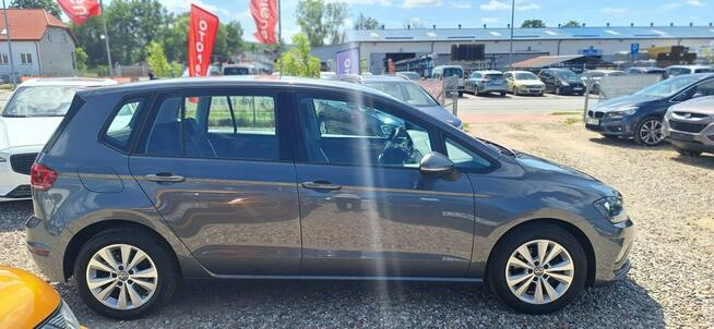 Volkswagen Golf Sportsvan automat CLimatronic mały przebieg duza navi