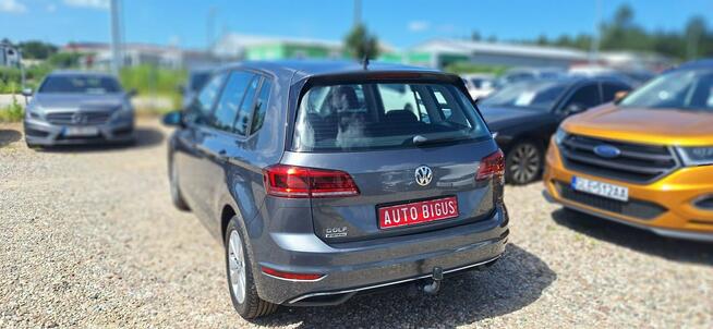 Volkswagen Golf Sportsvan automat CLimatronic mały przebieg duza navi